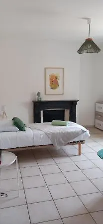 New-coeur Bastide-clim-central-moderne 카르카손